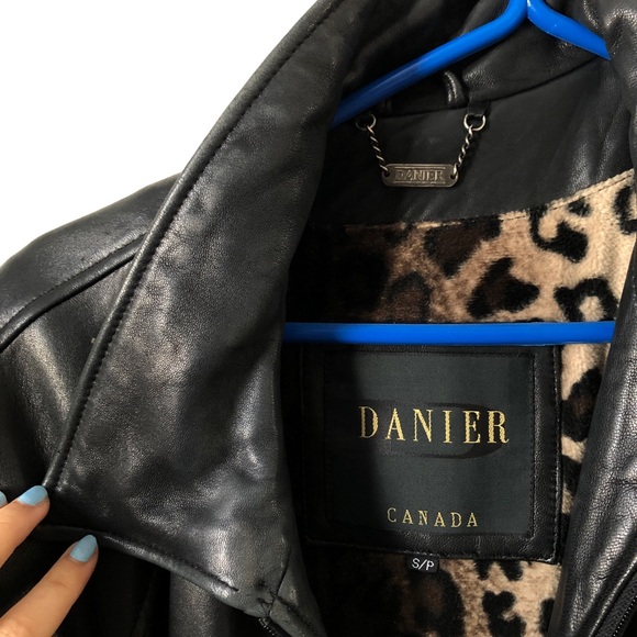 Danier leather jacket - Picture 1 of 3